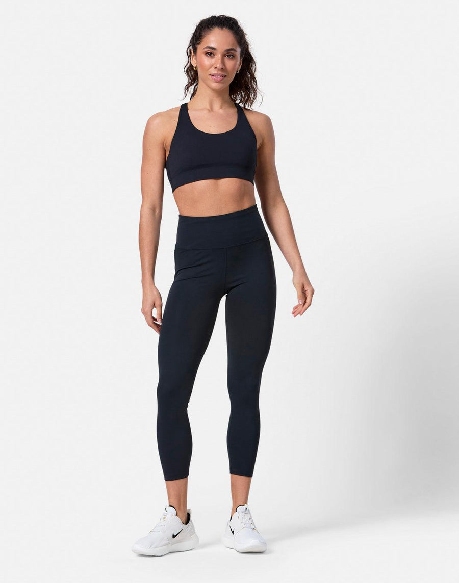 Relentless 7/8 Legging in Black