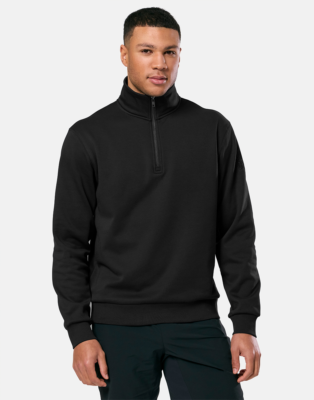 Clubhouse Half Zip in Black