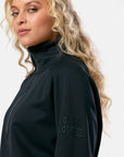 Clubhouse Quarter Zip in Black