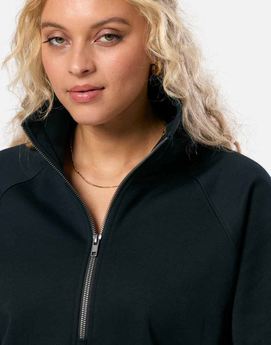Clubhouse Quarter Zip in Black