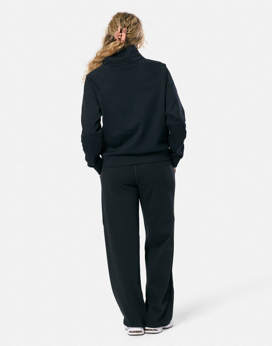 Clubhouse Quarter Zip in Black