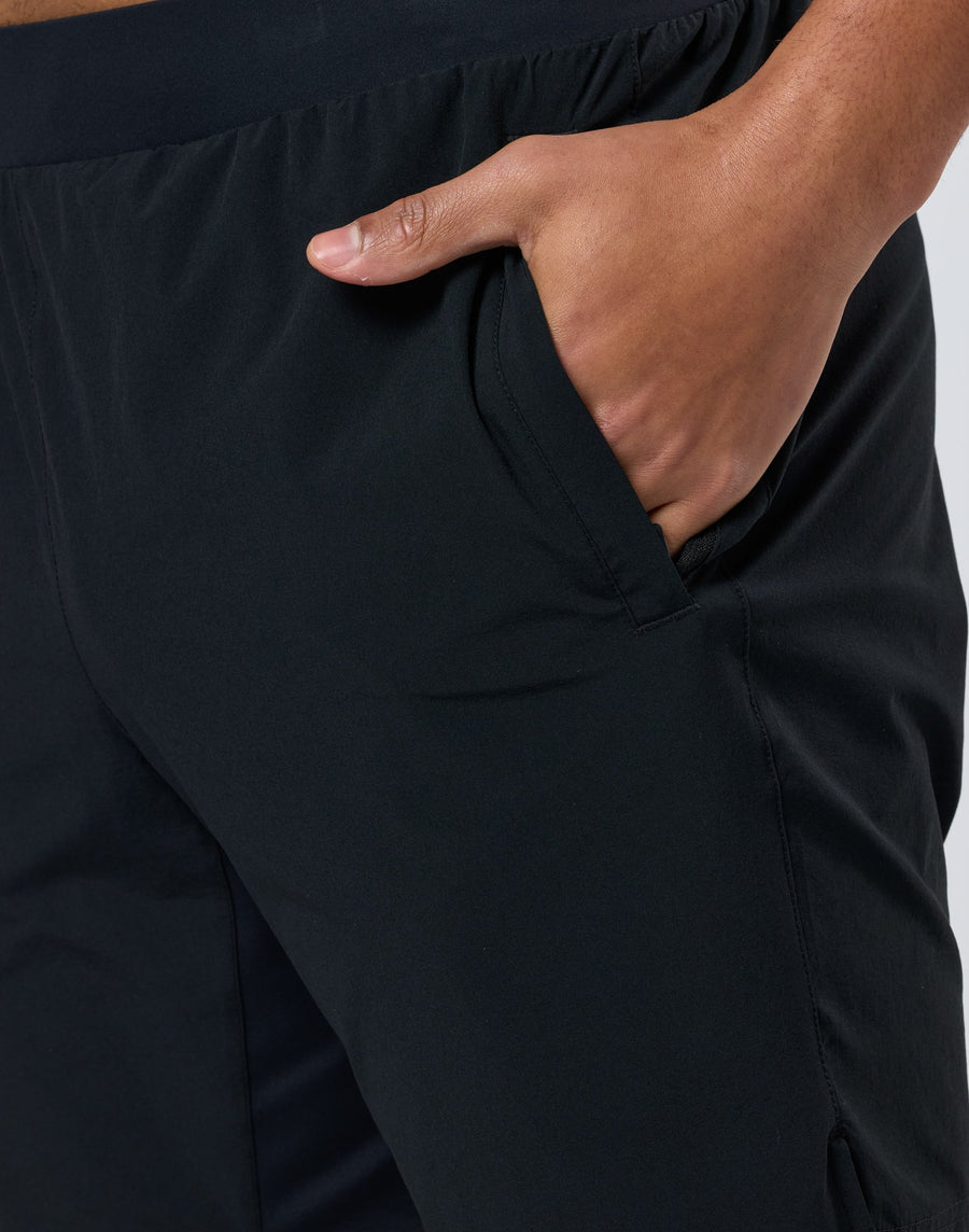 Essential 8" Shorts in Black