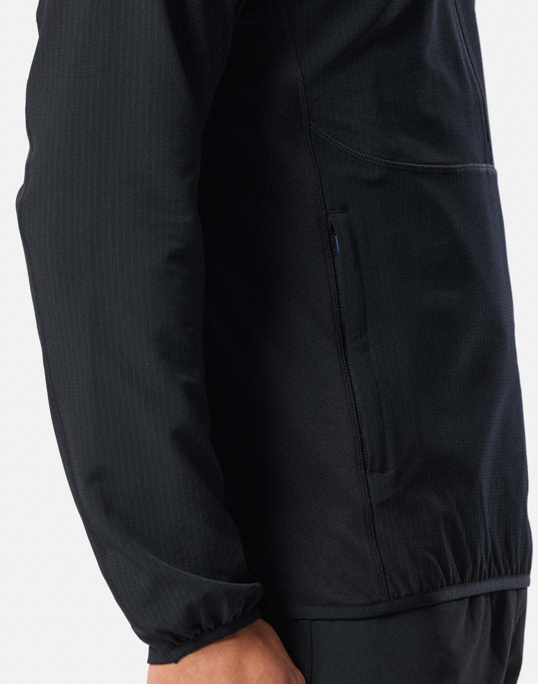 GPC Train Hooded Midlayer in Black