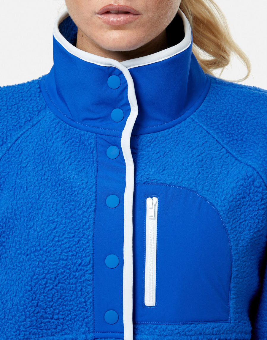 Horizon Layer Up Jacket in Azure Blue