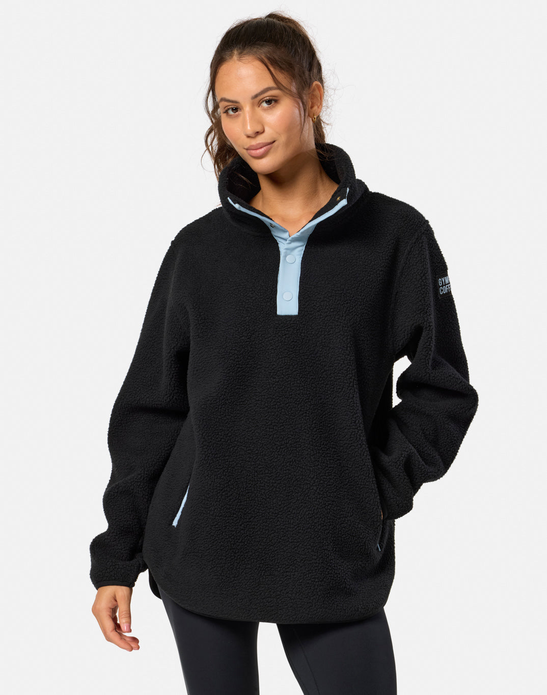 Horizion Longline Half Snap in Black