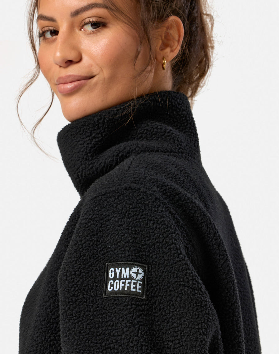 Horizion Longline Half Snap in Black