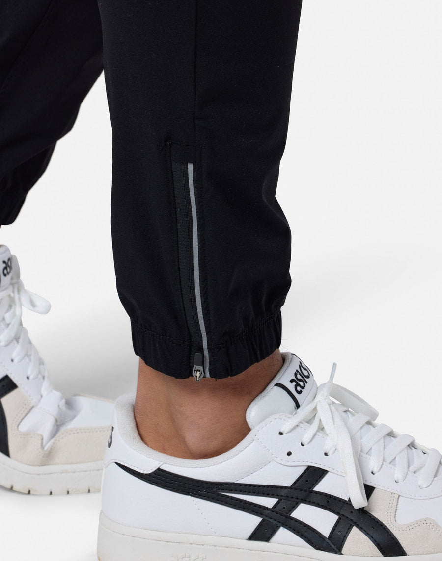 In Motion Jogger in Black