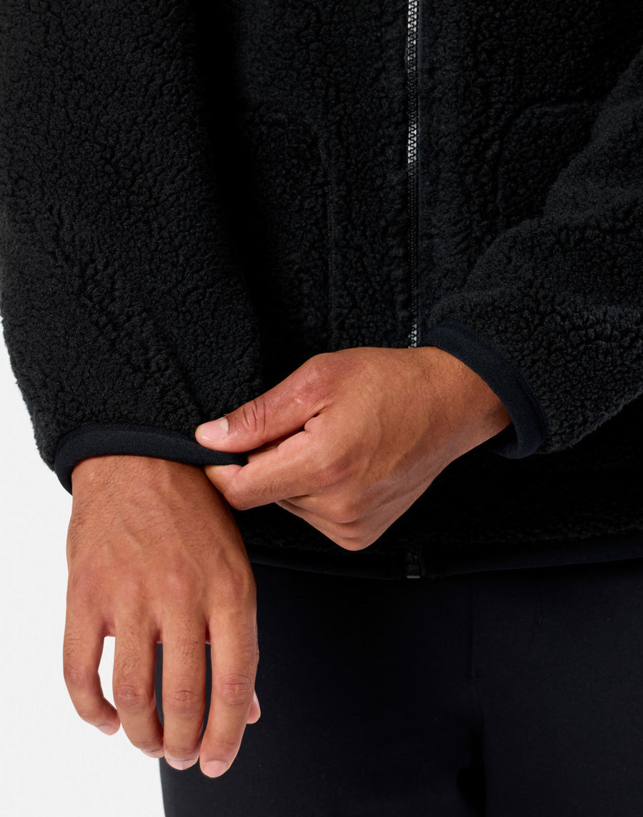 Industry Fleece Jacket in Black