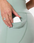 Relentless 7/8 Legging in Summer Green