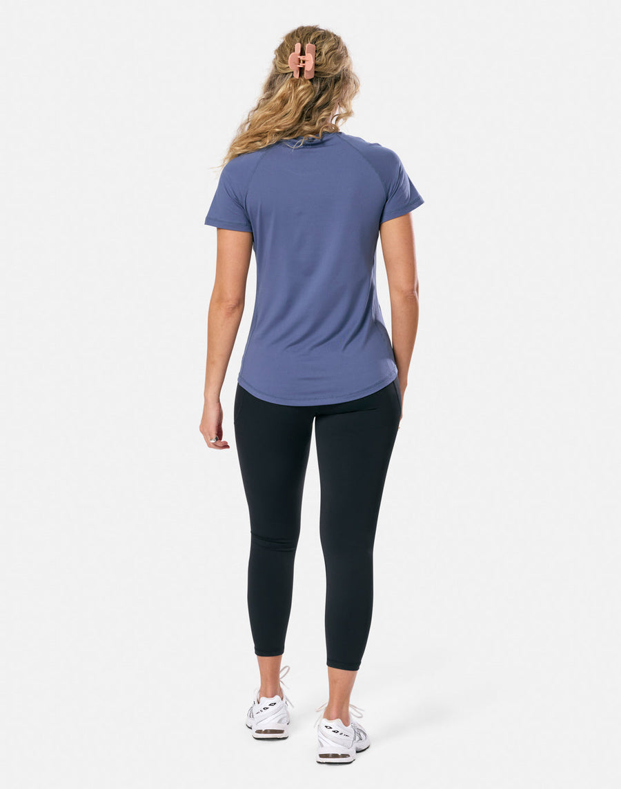 Relentless Tee in Thunder Blue