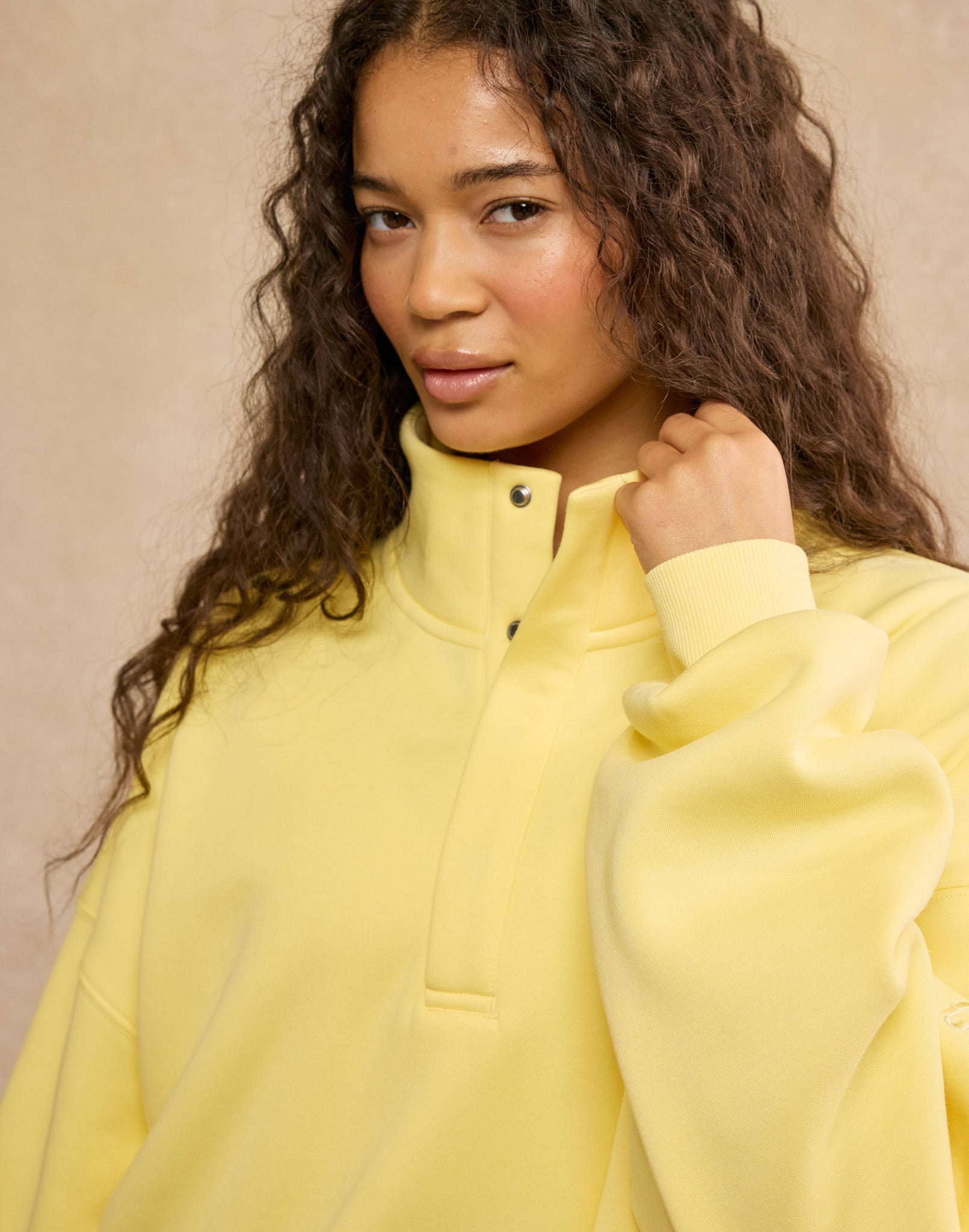 Snap Collar Sierra Sweatshirt in Lemon Sorbet