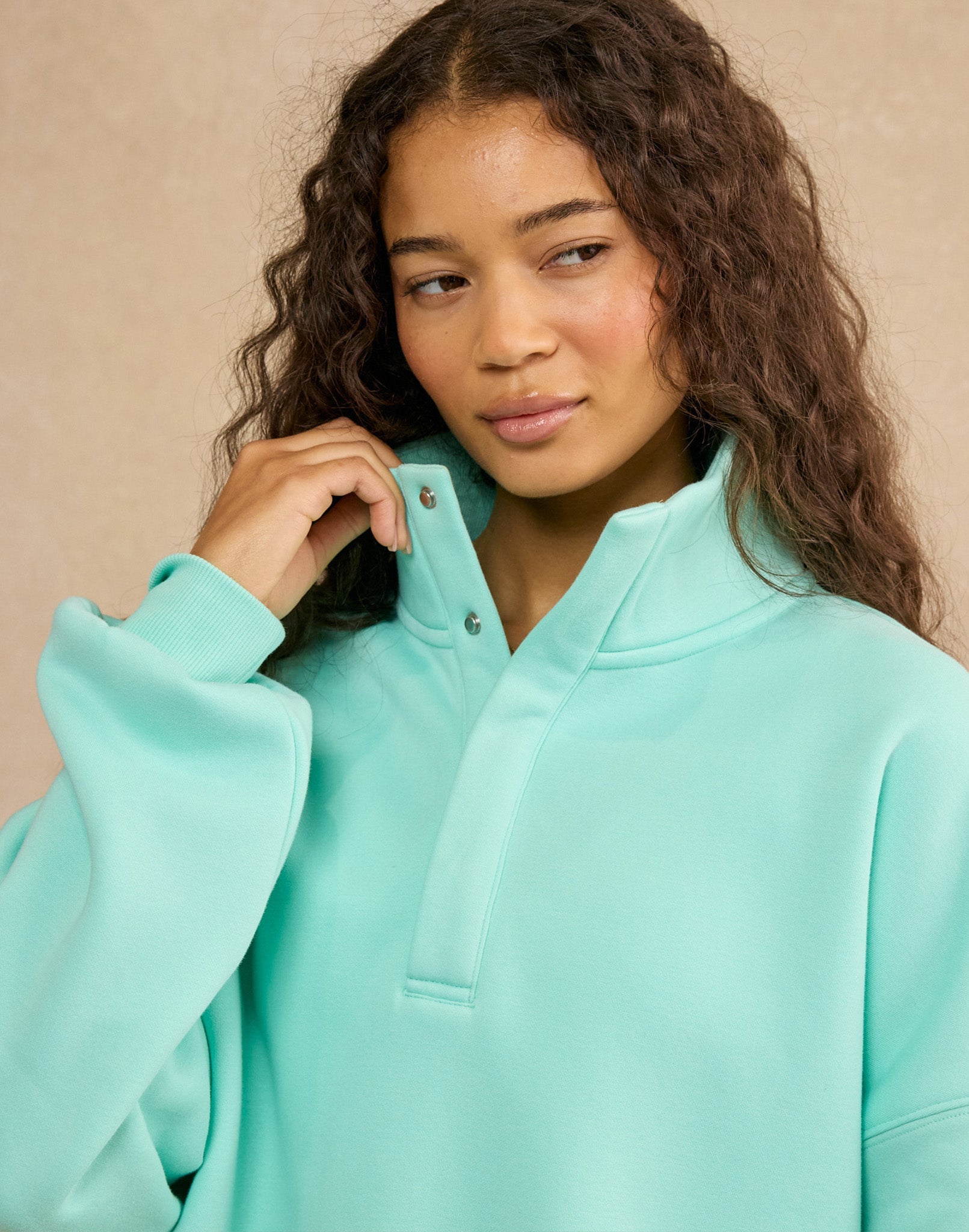 Snap Collar Sierra Sweatshirt in Peppermint