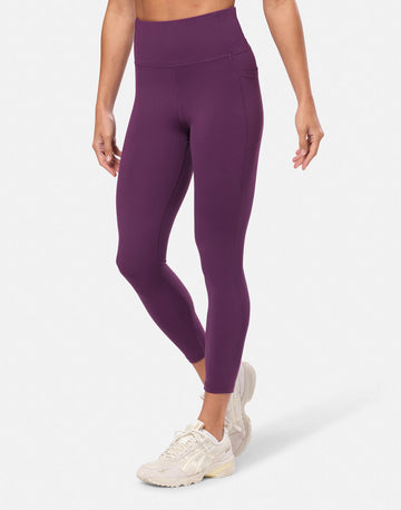 Swift 7/8 Legging in Sangria