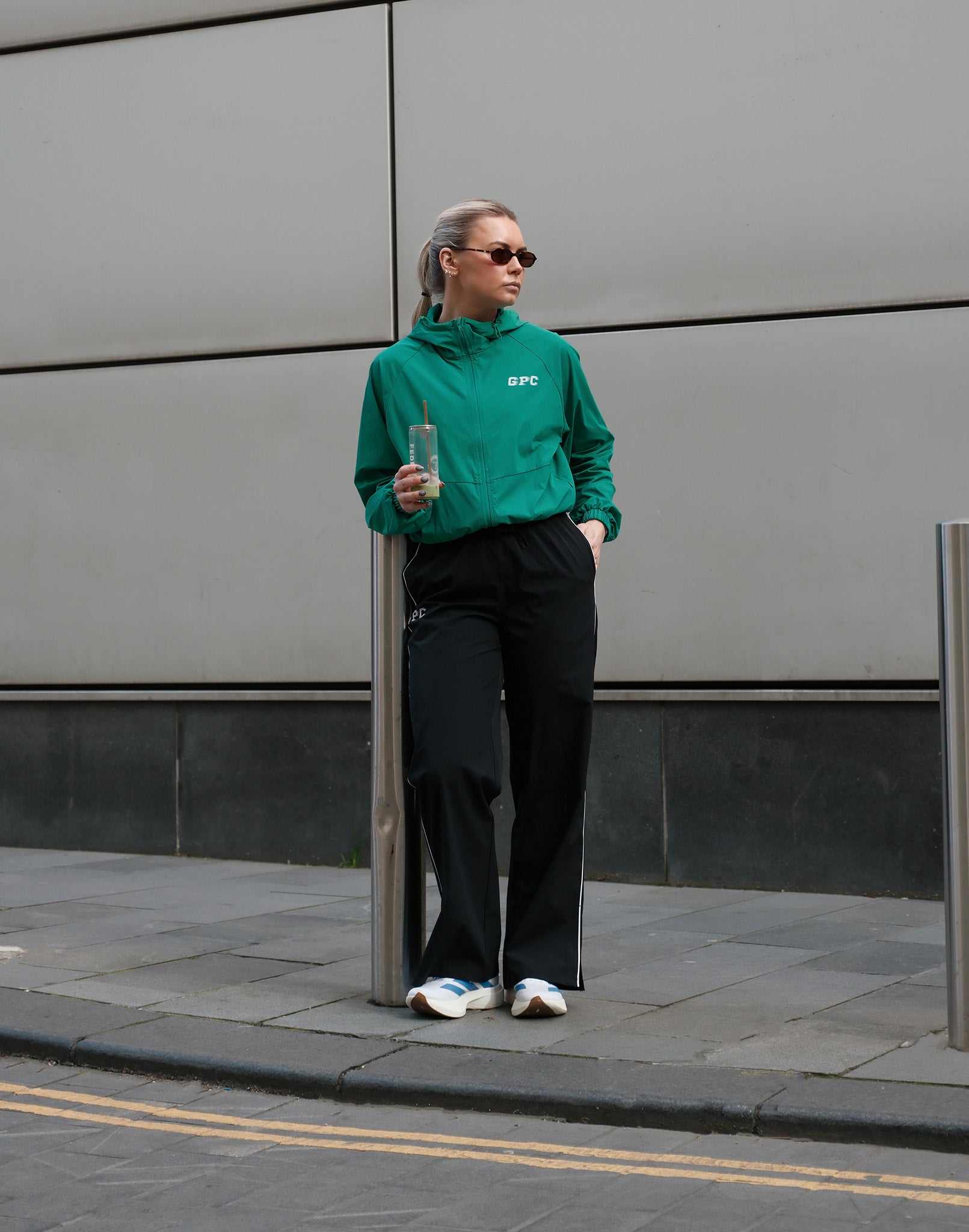 Track Pant in Black