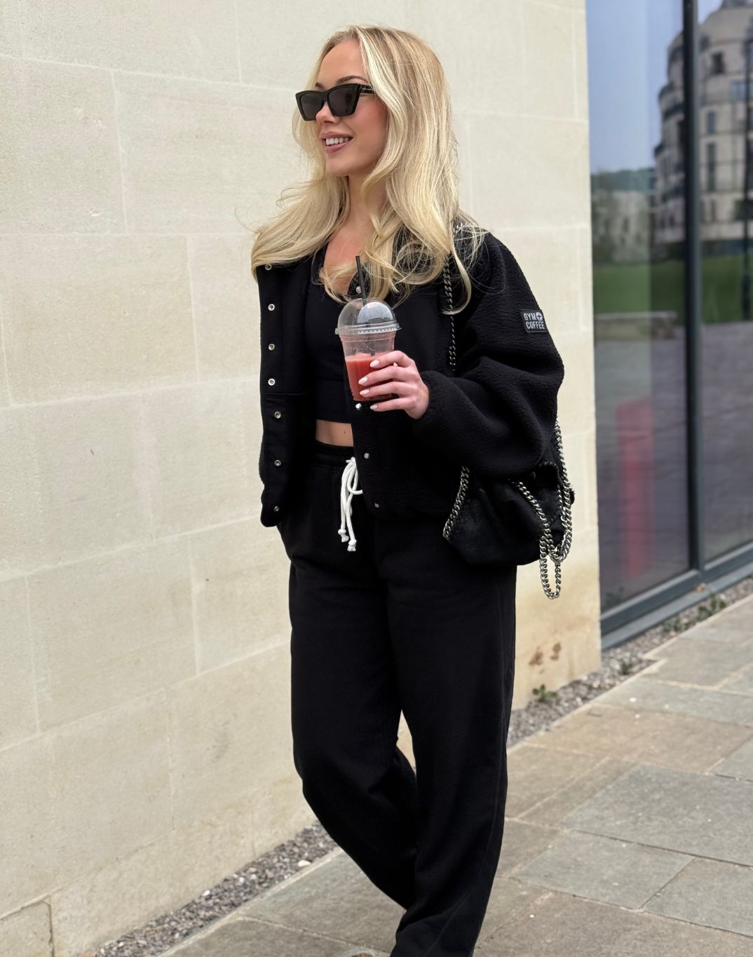 Horizon Layer Up Jacket in Black