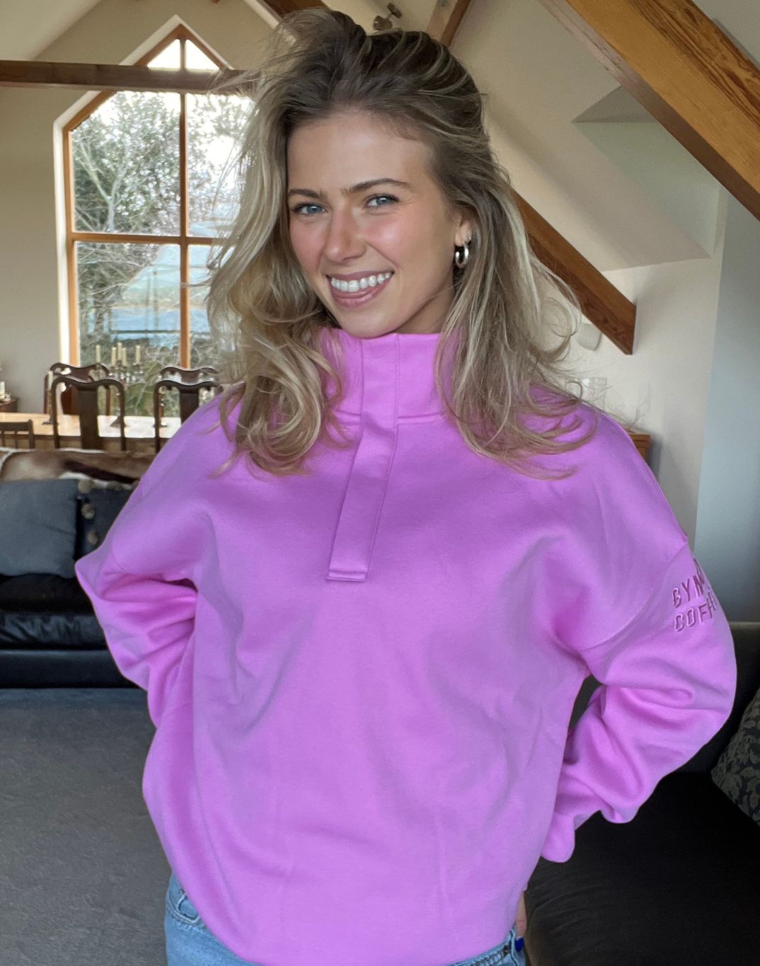 Snap Collar Sierra Sweatshirt in Fuchsia Pink