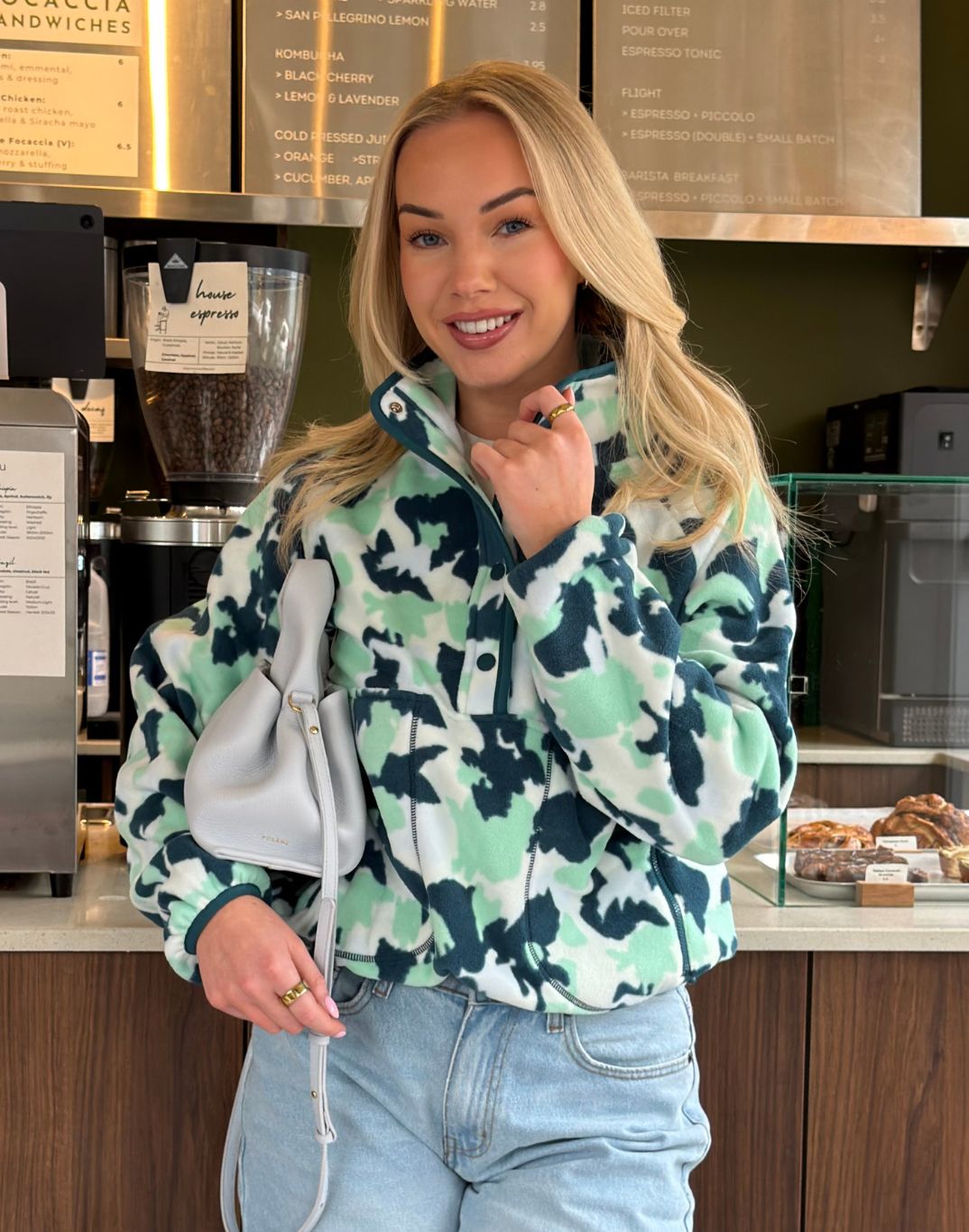 Snap Polar Fleece in Teal Pop Print